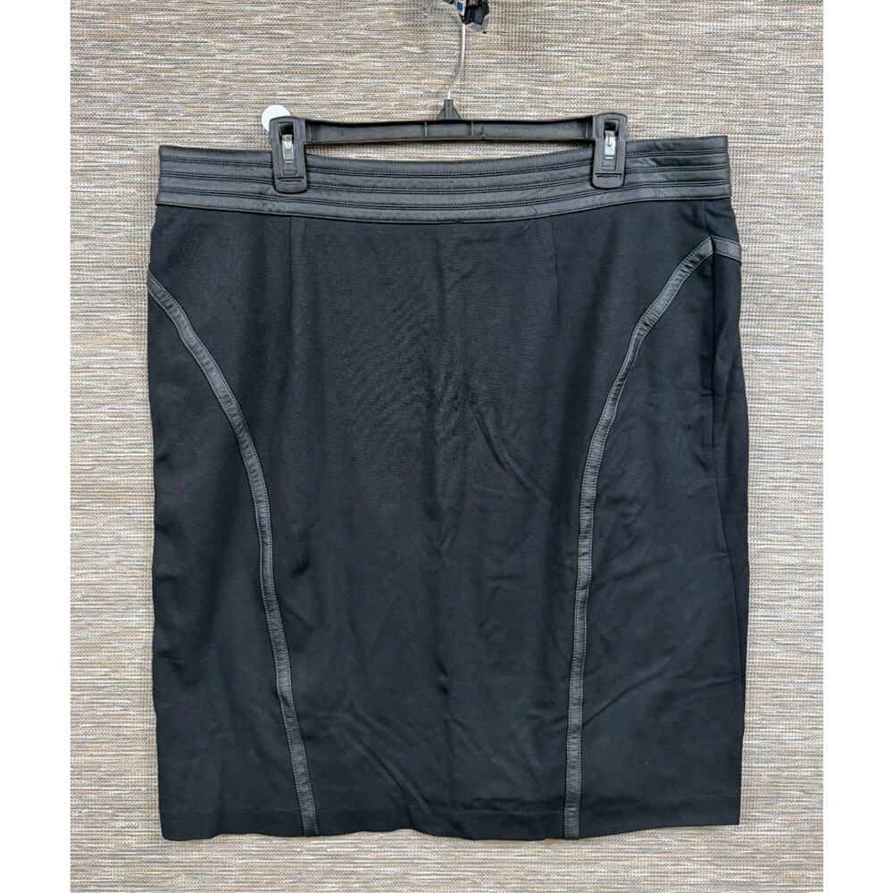 Chico’s Straight Pencil Skirt Womens 2.5 US 14 Black Faux Leather Trim Stretch - Picture 2 of 9